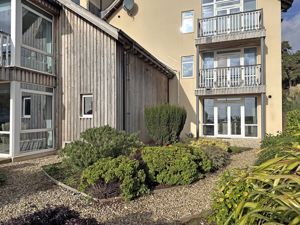 Photo 21- click for photo gallery